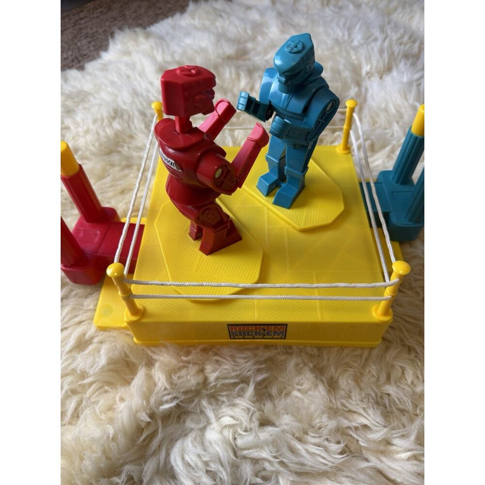 Mattel Rock 'Em Sock 'Em Robots Wrestling WWE Game 2014 Kids Vintage Toys